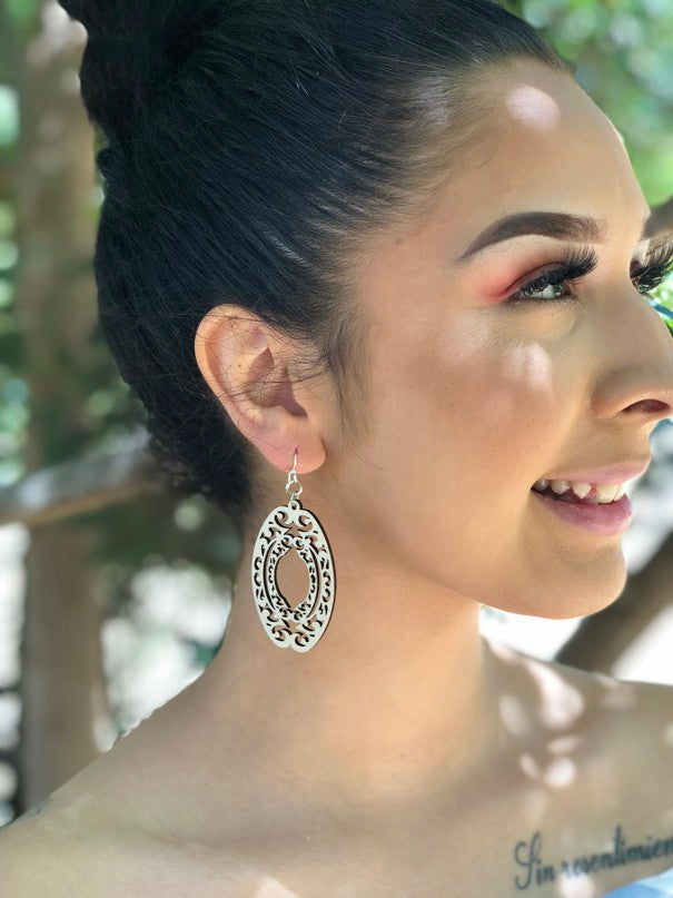 Decorative Oval Earrings # 1154