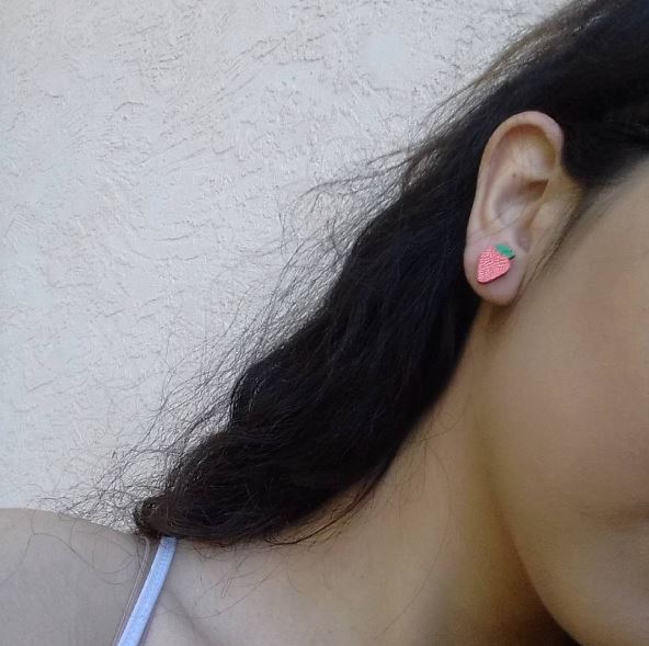 Strawberry Stud Earrings #3034