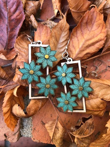 Pedal Pusher Flower Gear Earrings #5010B
