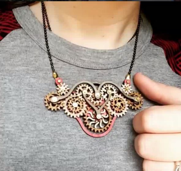 Kinetic Winged Gear Necklace 6004D