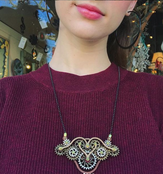Kinetic Winged Gear Necklace 6004G