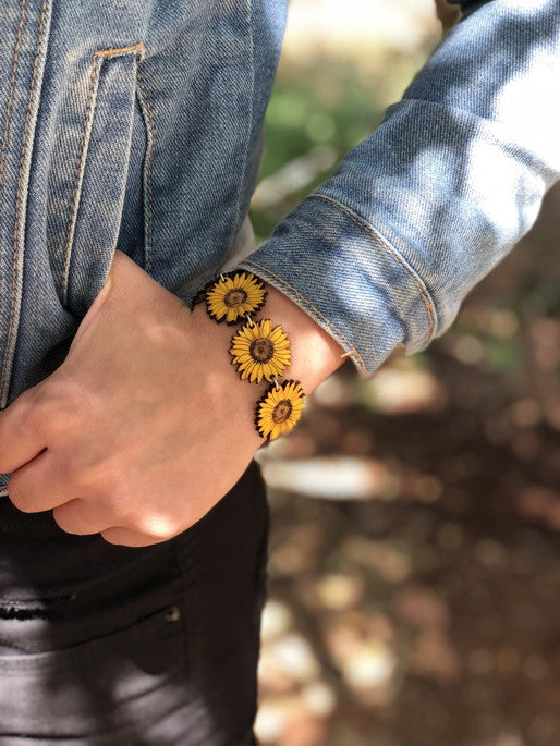Detailed Sunflower Bracelet 7520