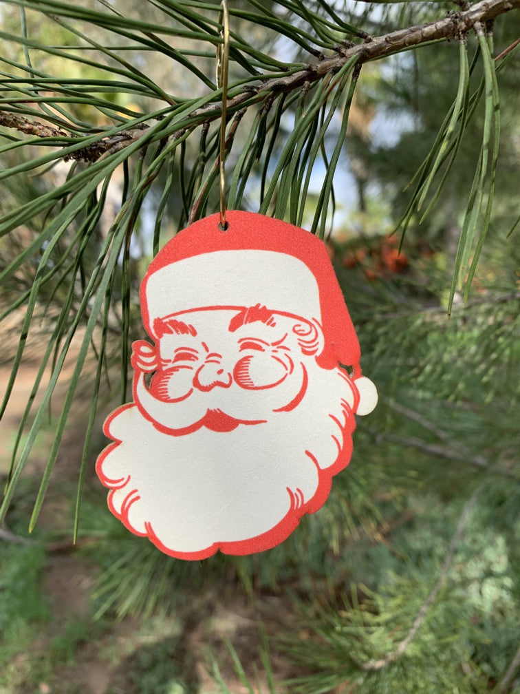 Vintage Santa Ornament #9968