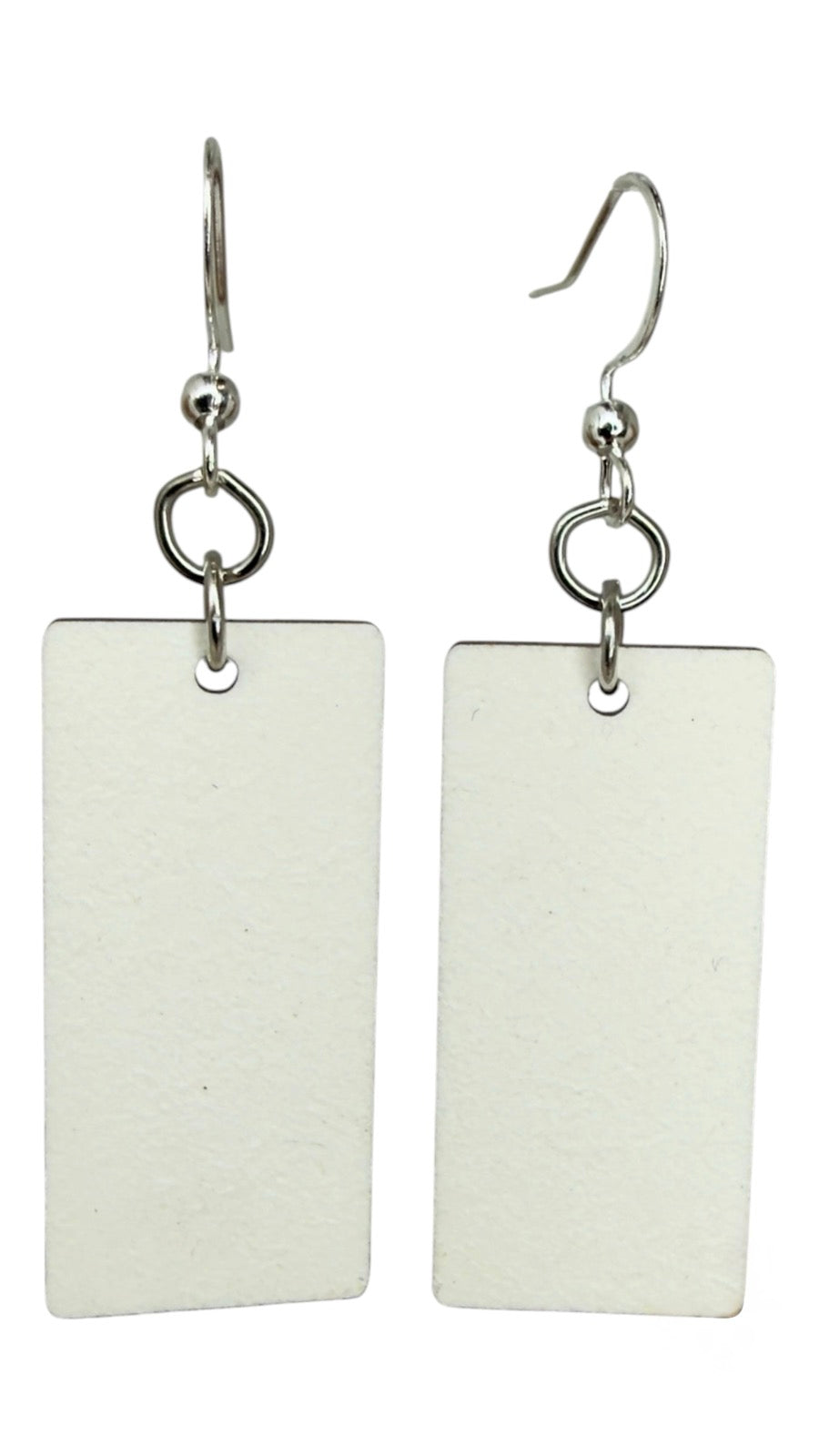 Earring size and profile