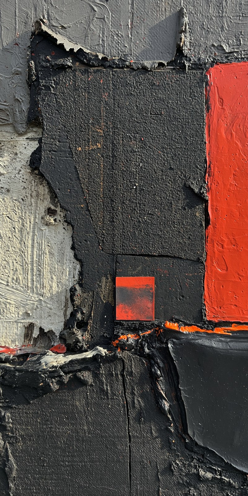 Charcoal Defiance Red-Edged Earrings | FWX1101