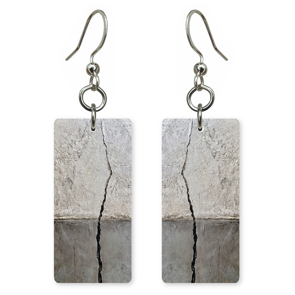 Ivory Sorrow Held Back Earrings | FWX1223