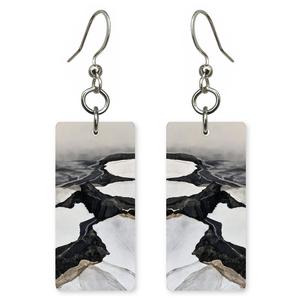 Onyx Quiet Resolve Earrings | FWX1411