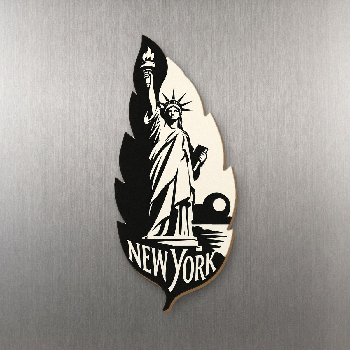 She's Choosing New York Magnet | Notan | S103-M
