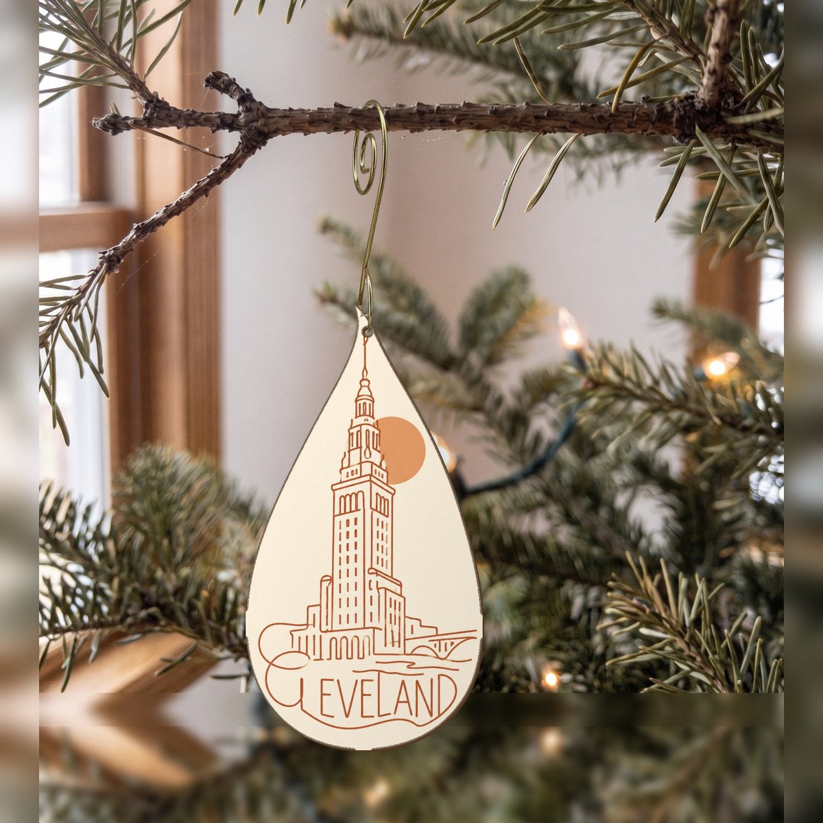 She's Choosing Cleveland Ornament | Continuous-Line Drawing | S1074-O