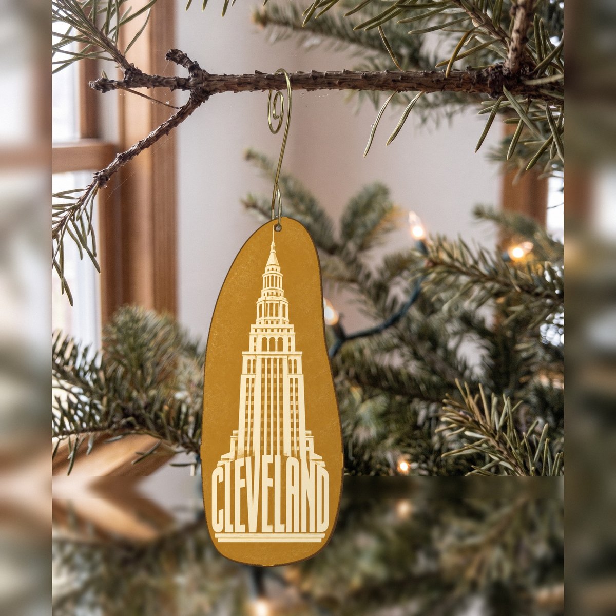 She's Choosing Cleveland Ornament | Typographic Illustration | S1089-O