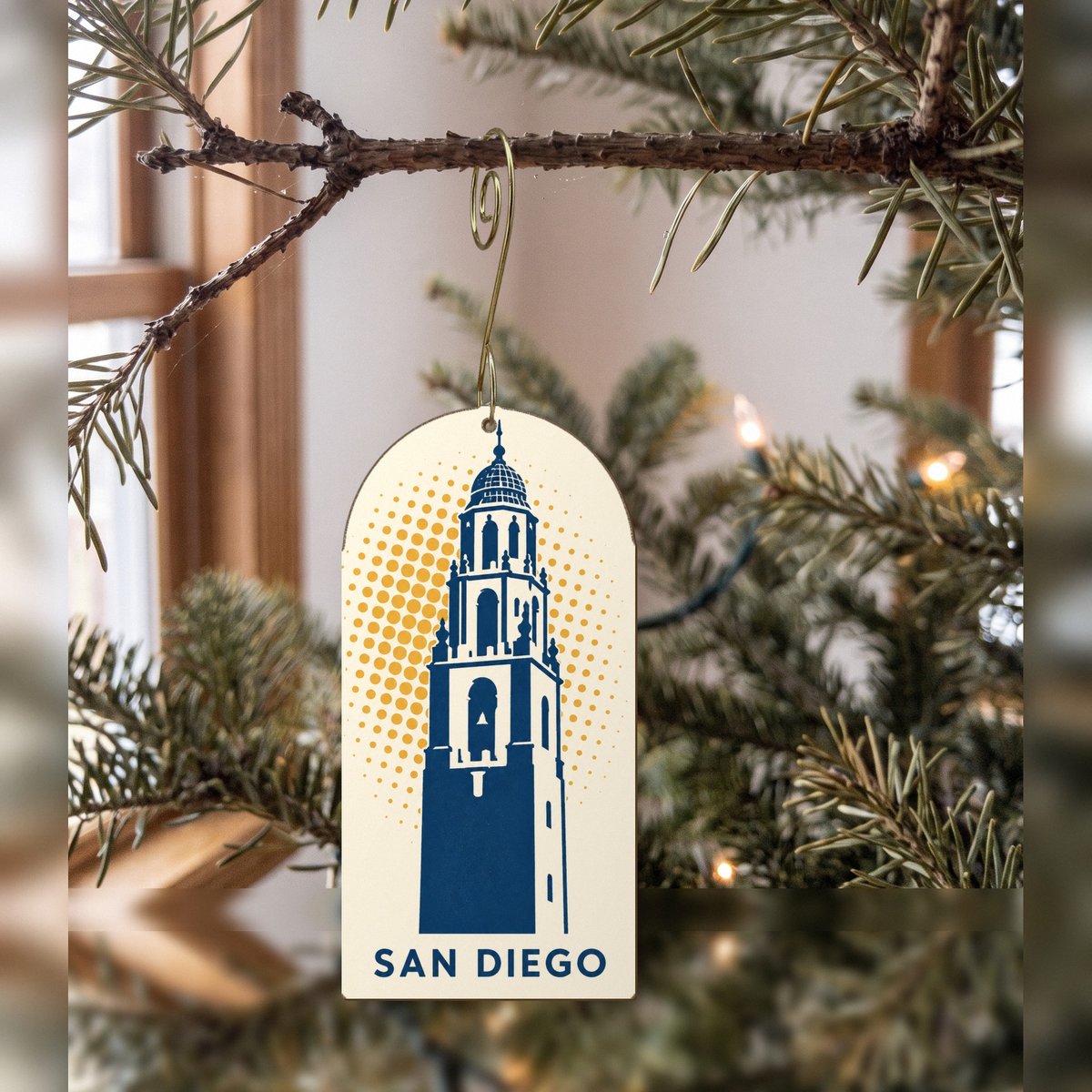 She's Choosing San Diego Ornament | Halftone Graphic | S1110-O