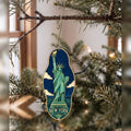 She's Choosing New York Ornament | Cloisonné-Inspired Graphic | S115-O