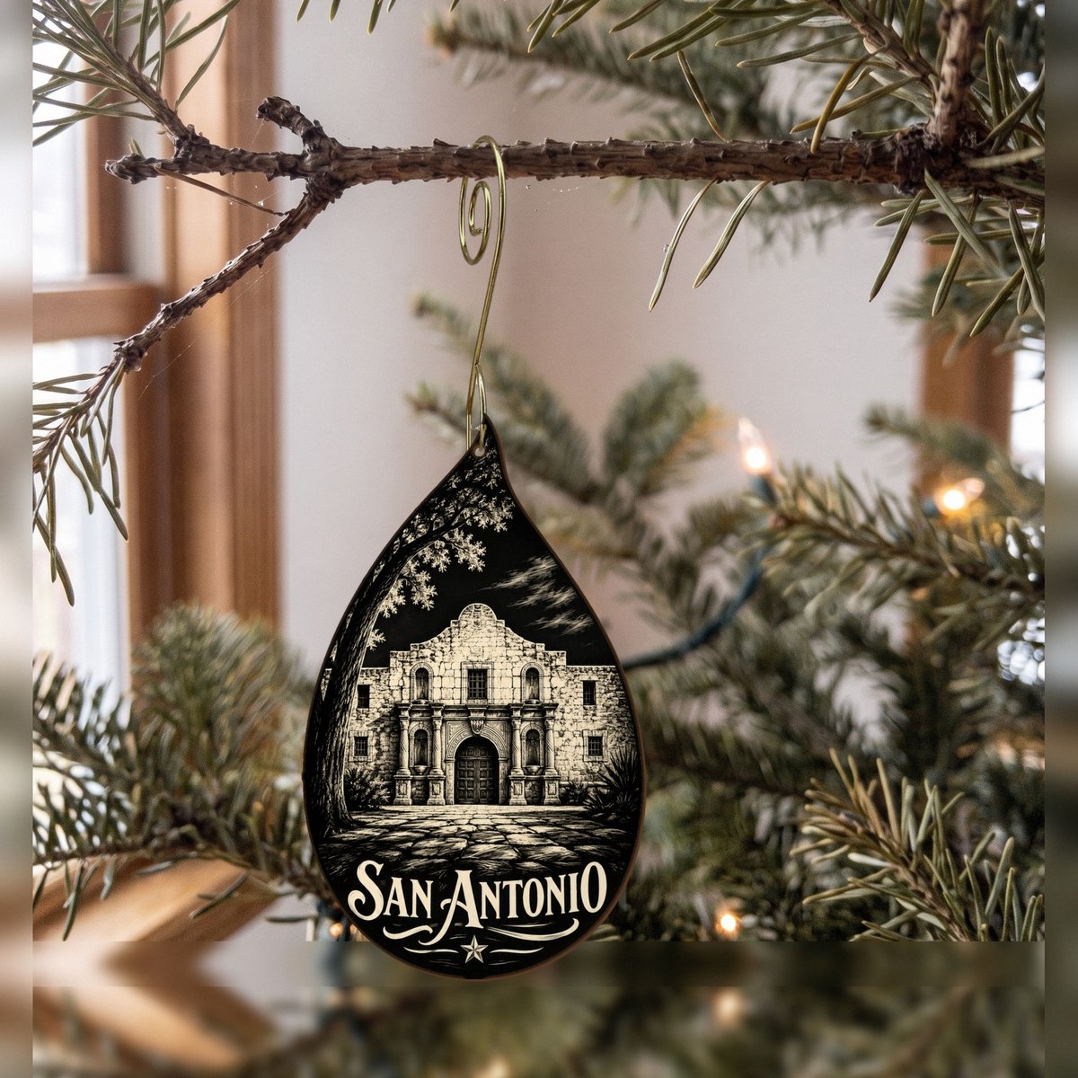 She's Choosing San Antonio Ornament | Scratchboard | S380-O