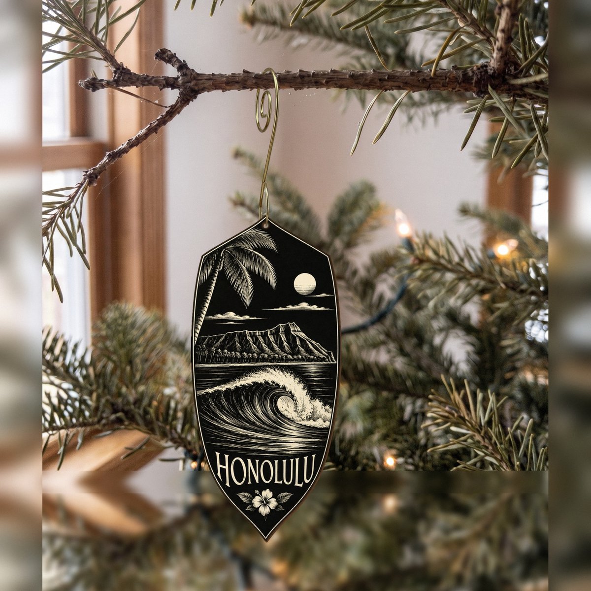 She's Choosing Honolulu Ornament | Scratchboard | S470-O