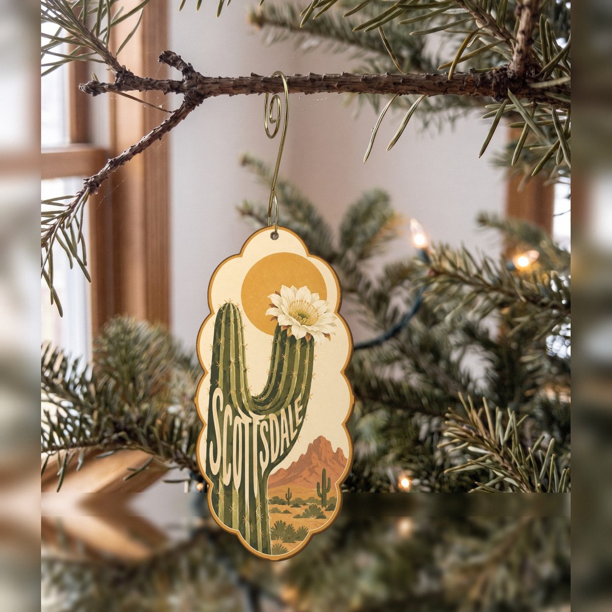 She's Choosing Scottsdale Ornament | Typographic Illustration | S585-O