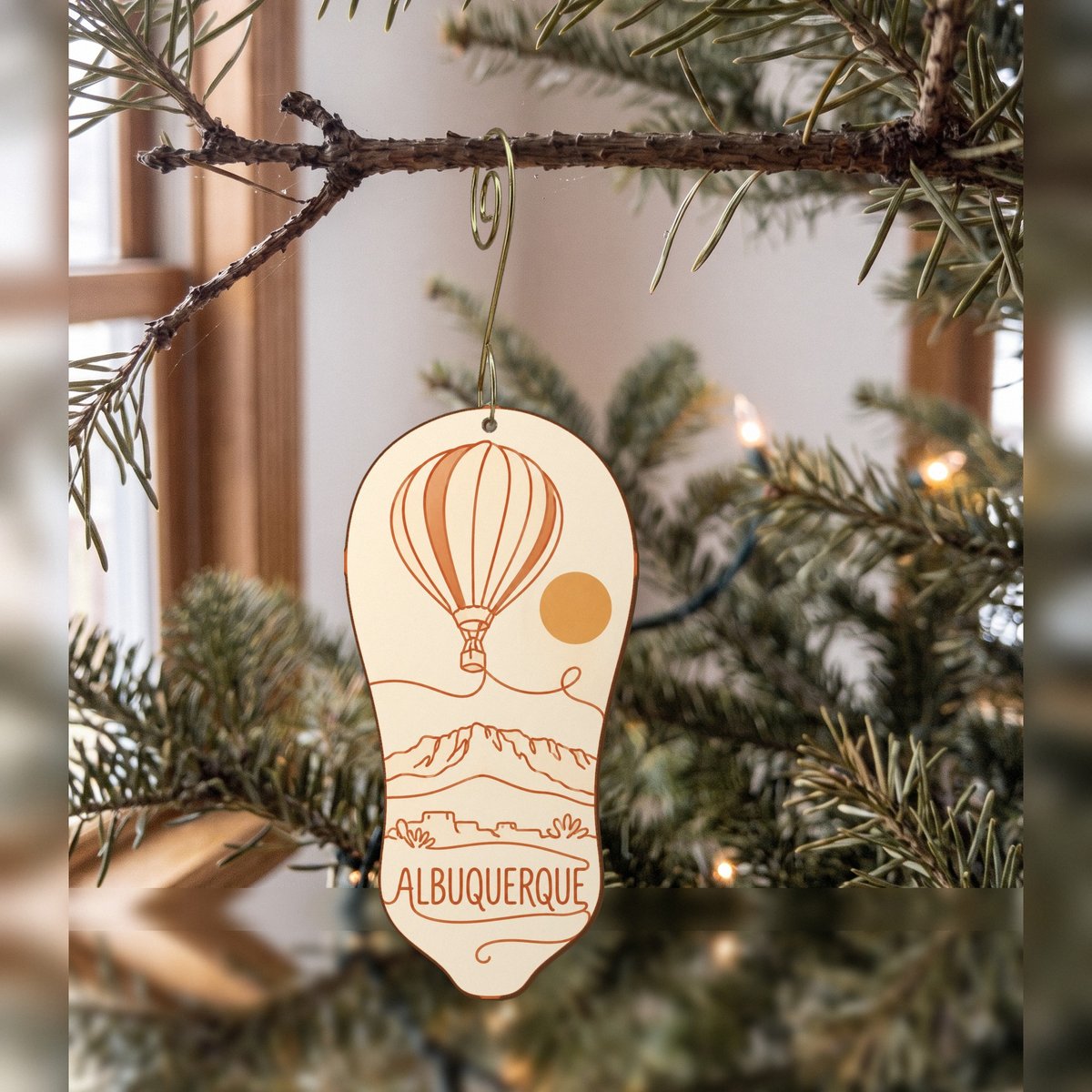 She's Choosing Albuquerque Ornament | Continuous-Line Drawing | S673-O